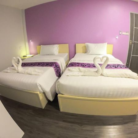 Thap Sakae Hotel Ngoại thất bức ảnh